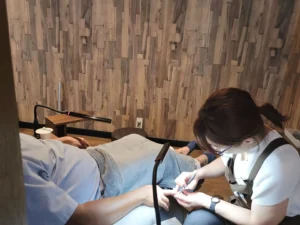 最初はおじさんがネイルサロン行っても大丈夫か不安でしたが、の顔写真